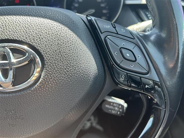 Toyota C-HR 2017 8485823-5