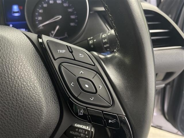 Toyota C-HR 2018 8485826-12