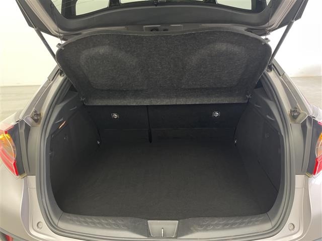 Toyota C-HR 2018 8485826-5