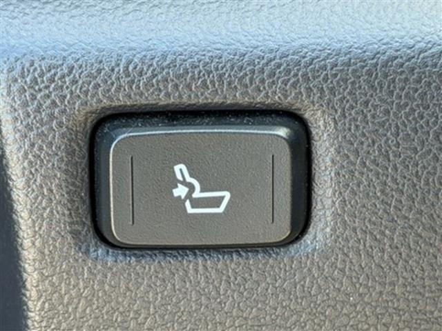 Toyota C-HR 2017 8485910-1