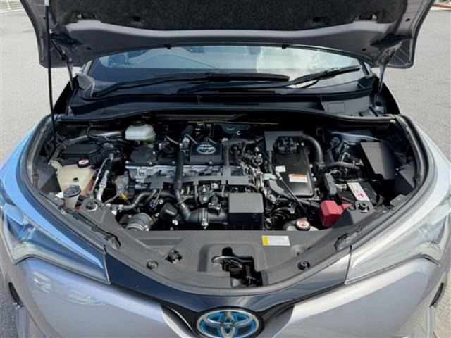 Toyota C-HR 2017 8485910-14