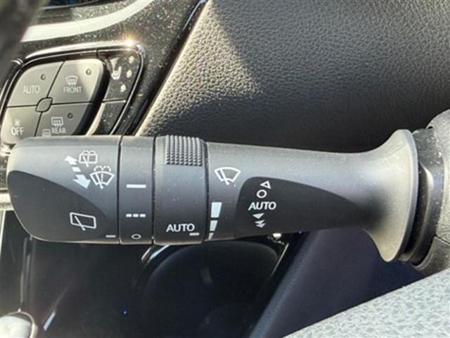 Toyota C-HR 2017 8485910-2