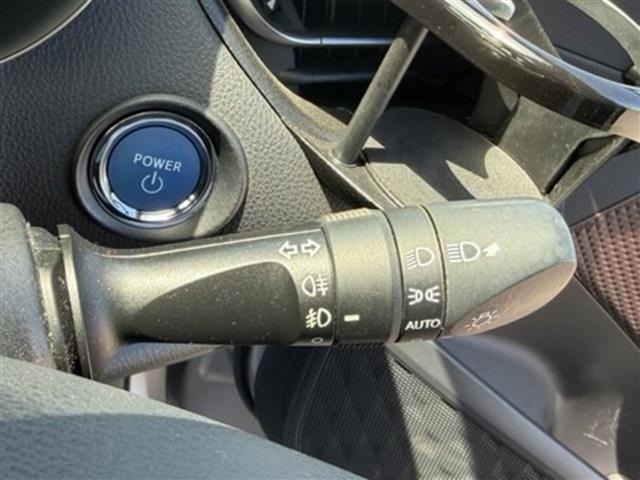 Toyota C-HR 2017 8485910-22
