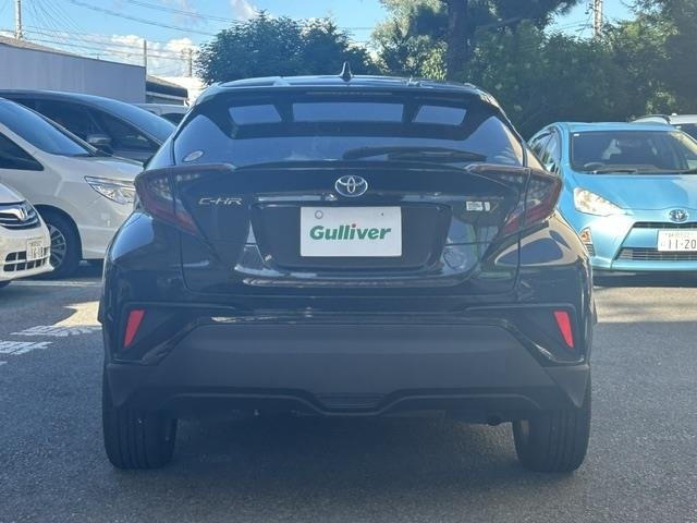 Toyota C-HR 2017 8485913-1