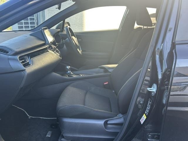 Toyota C-HR 2017 8485913-11