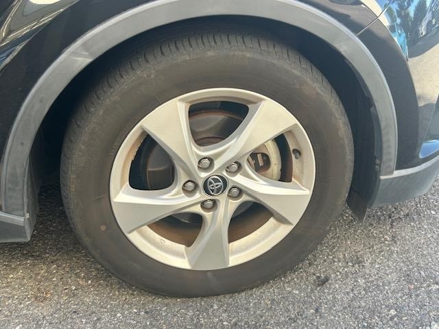 Toyota C-HR 2017 8485913-7