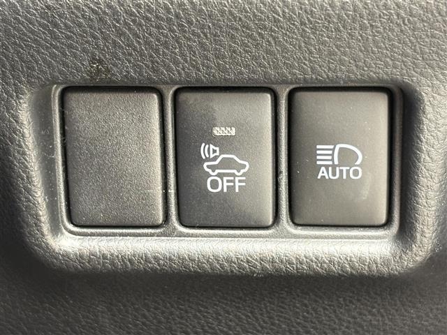 Toyota C-HR 2017 8485937-12