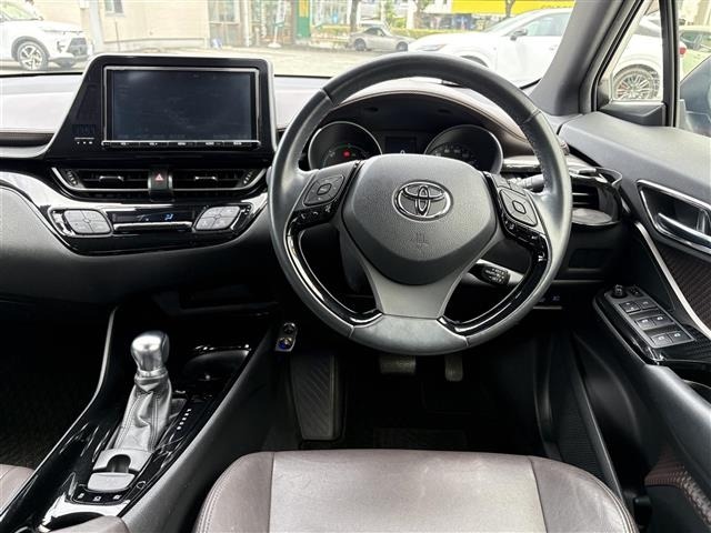 Toyota C-HR 2017 8485937-15