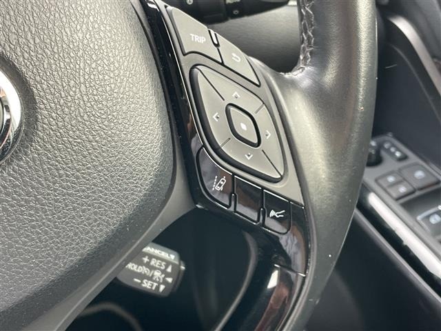Toyota C-HR 2018 8485993-1