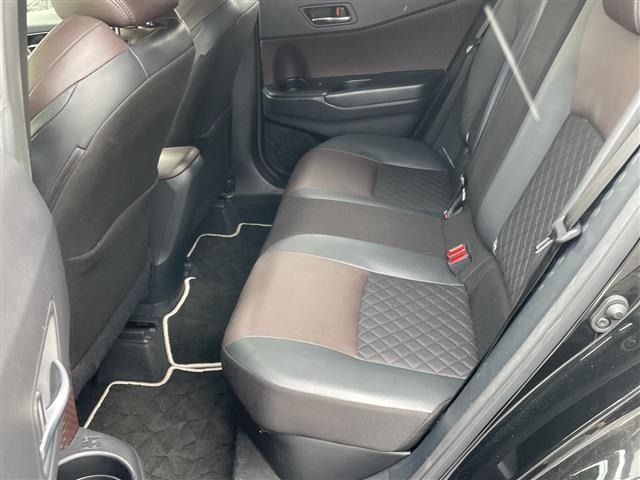 Toyota C-HR 2018 8485993-10
