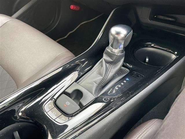 Toyota C-HR 2018 8485993-5