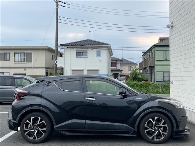 Toyota C-HR 2018 8485993-6