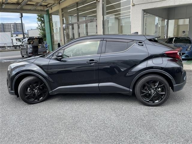 Toyota C-HR 2019 8485994-12