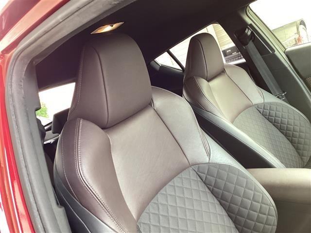 Toyota C-HR 2018 8486050-16