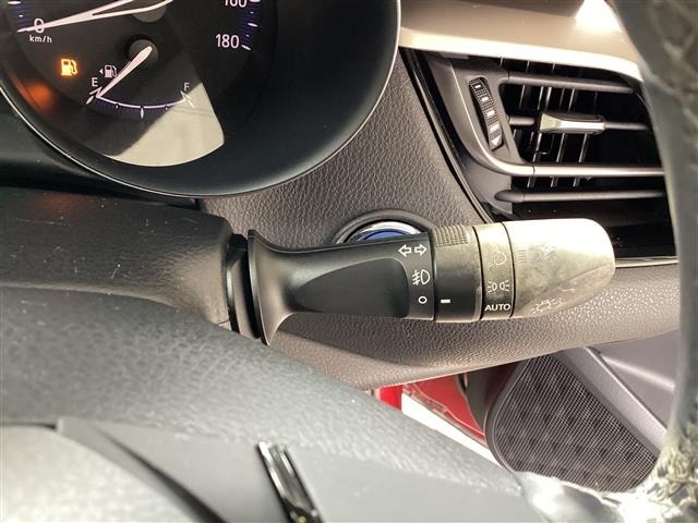 Toyota C-HR 2018 8486050-5