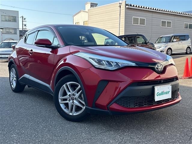 Toyota C-HR 2023 8486051-0