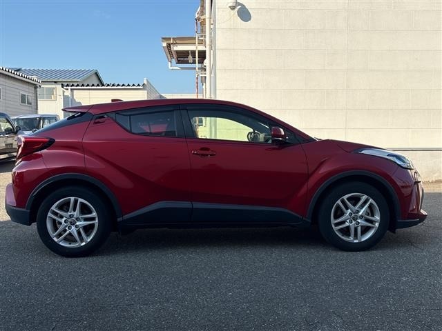 Toyota C-HR 2023 8486051-21