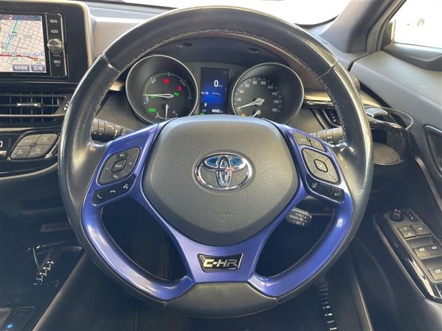 Toyota C-HR 2018 8486073-21