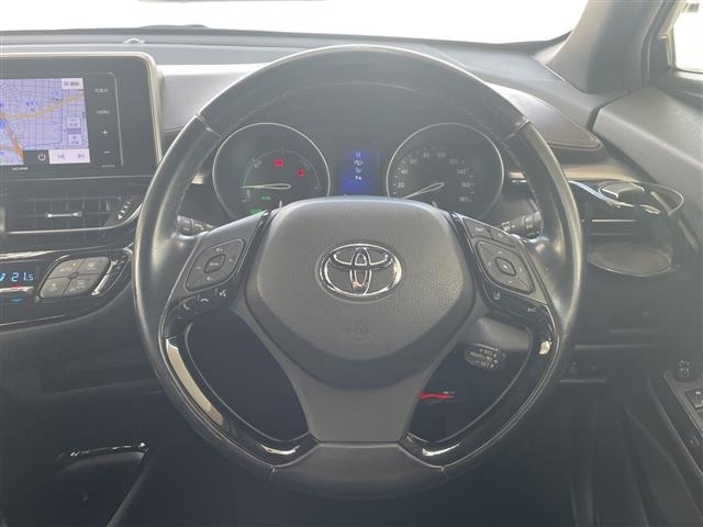 Toyota C-HR 2017 8486156-17