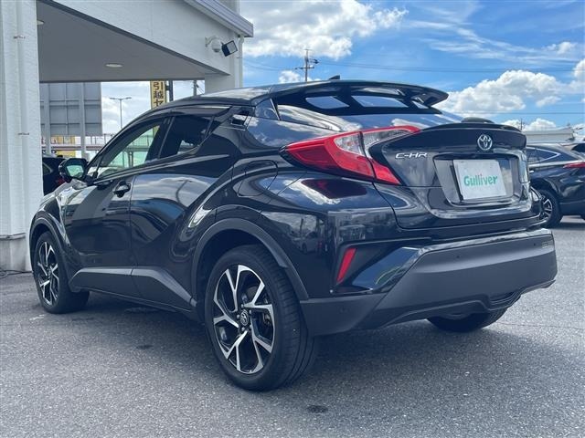 Toyota C-HR 2017 8486156-6