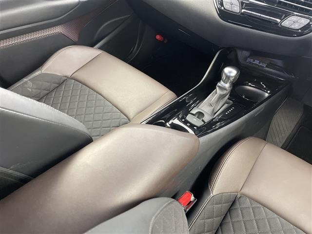 Toyota C-HR 2017 8486159-22