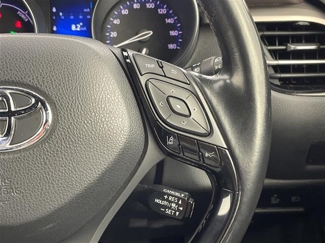 Toyota C-HR 2017 8486159-7