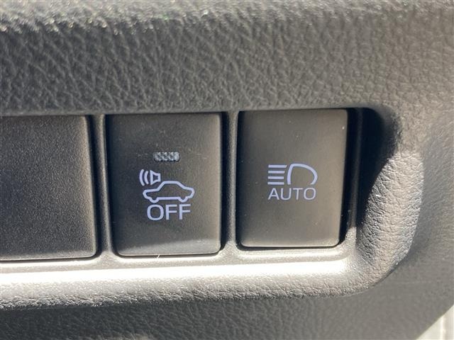 Toyota C-HR 2019 8486188-12