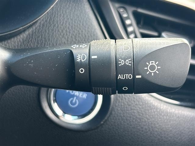 Toyota C-HR 2017 8486190-12