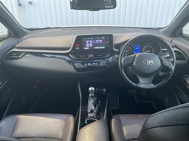 Toyota C-HR 2017 8486218-14