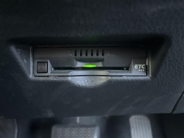 Toyota C-HR 2017 8486218-19