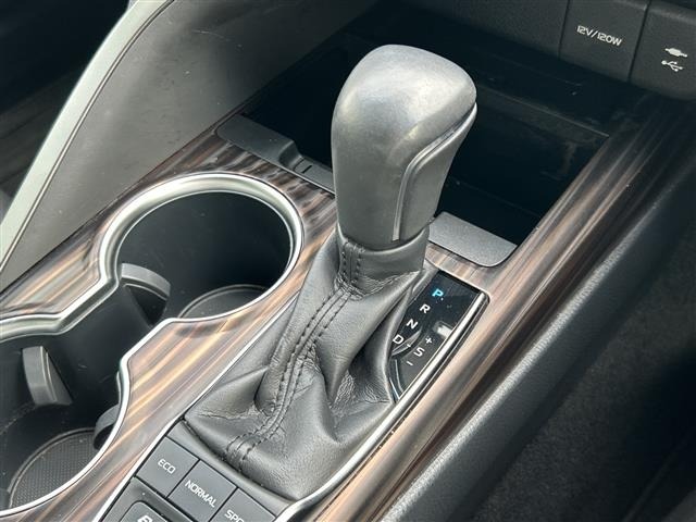 Toyota CAMRY 2018 8487546-11