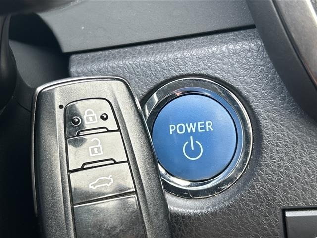 Toyota CAMRY 2018 8487546-17