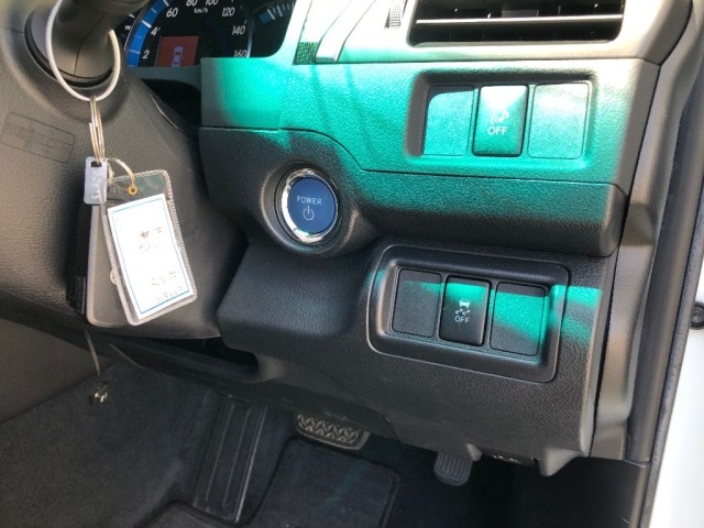 Toyota CAMRY 2013 8487560-5