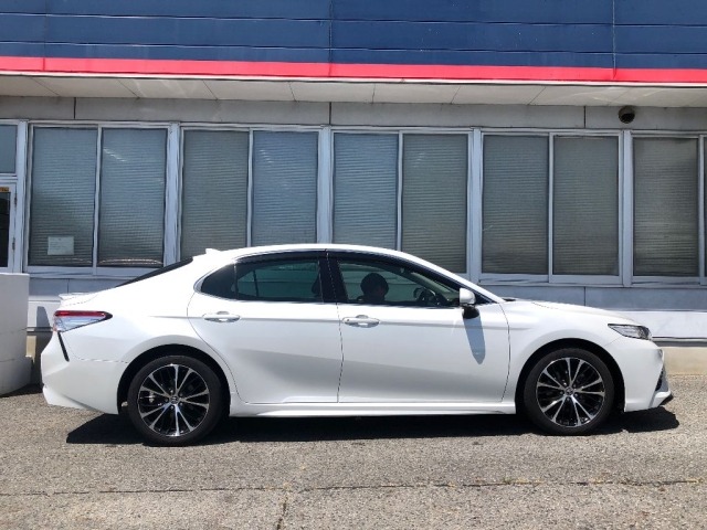 Toyota CAMRY 2020 8487562-3