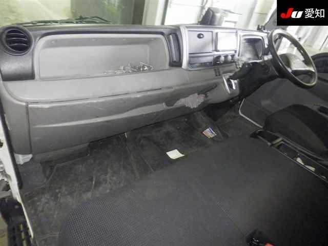 Mitsubishi CANTER 2019 8489337-3
