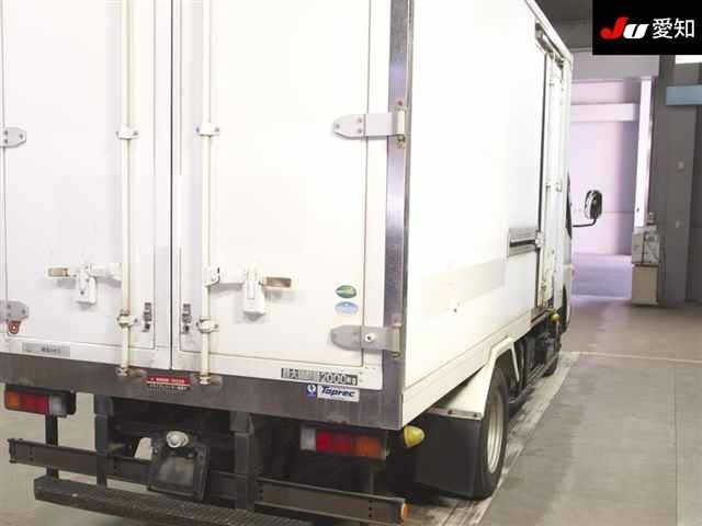 Mitsubishi CANTER 2017 8489338-8