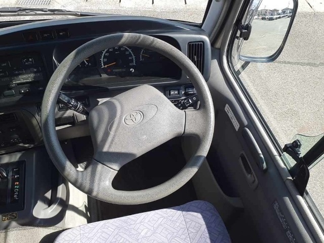 Toyota COASTER 2014 8483656-8