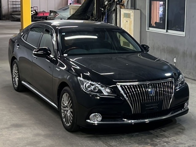 Toyota CROWN MAJESTA 2015 8483449-4