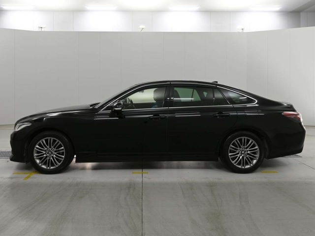 Toyota CROWN 2021 8480109-4