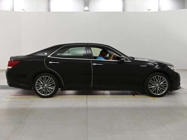 Toyota CROWN 2014 8480112-3