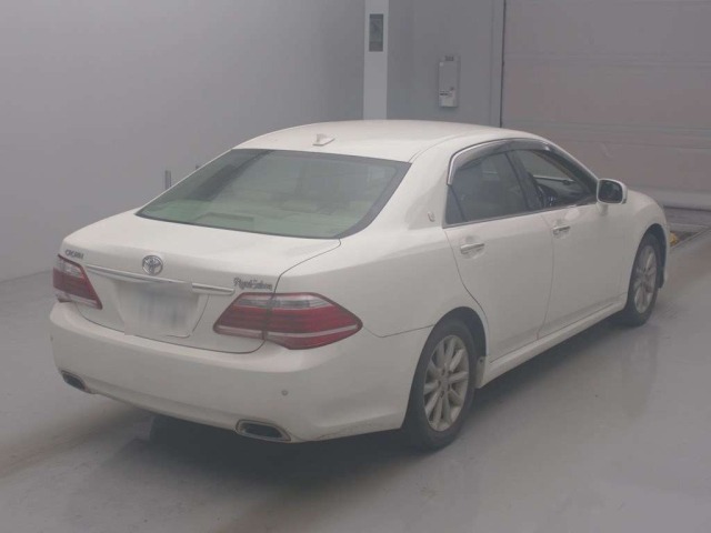 Toyota CROWN 2010 8480128-1