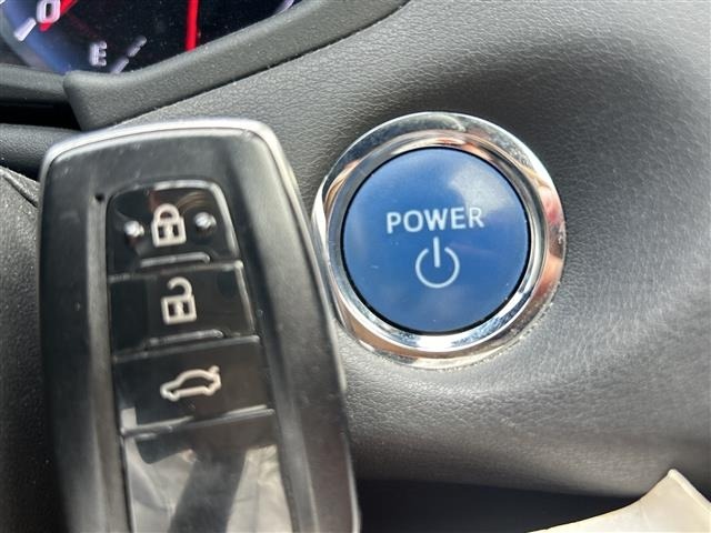 Toyota CROWN 2018 8480951-17