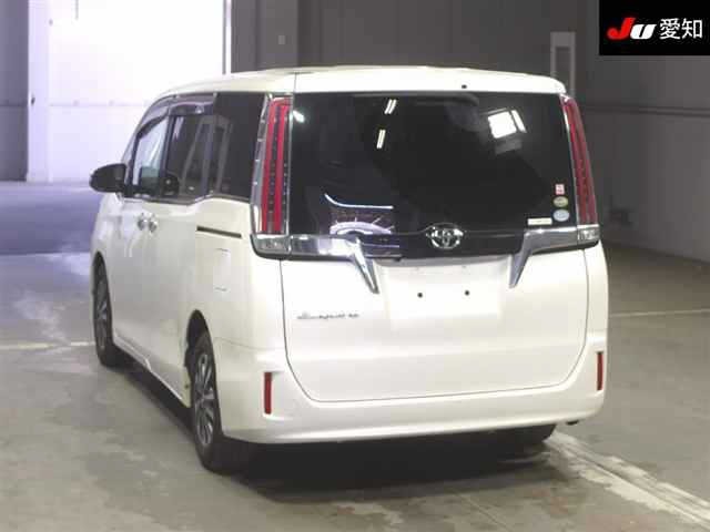 Toyota ESQUIRE 2017 8492647-1