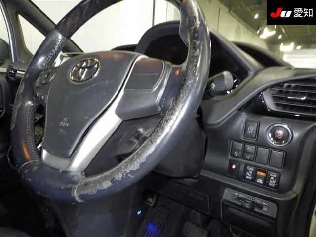 Toyota ESQUIRE 2017 8492647-5