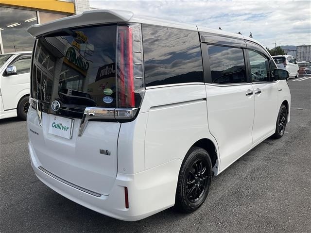 Toyota ESQUIRE 2020 8493002-1