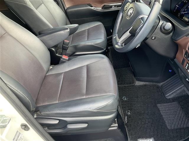 Toyota ESQUIRE 2020 8493002-2