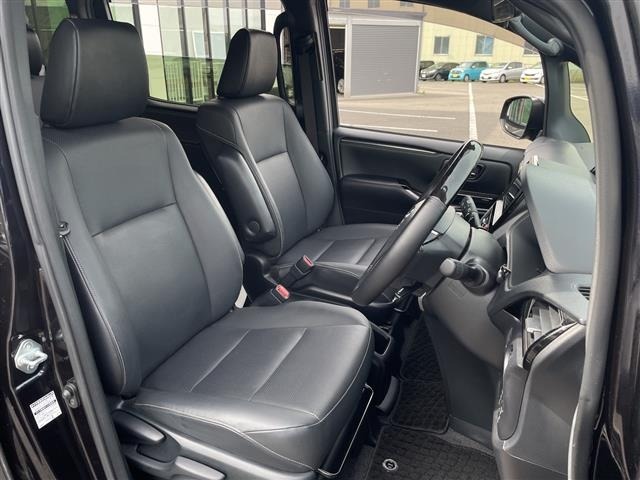 Toyota ESQUIRE 2020 8493063-2