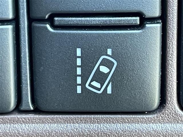 Toyota ESQUIRE 2019 8493301-17