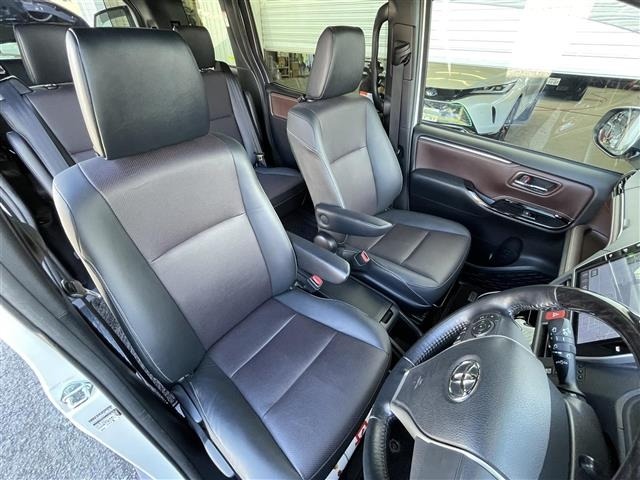Toyota ESQUIRE 2019 8493301-8