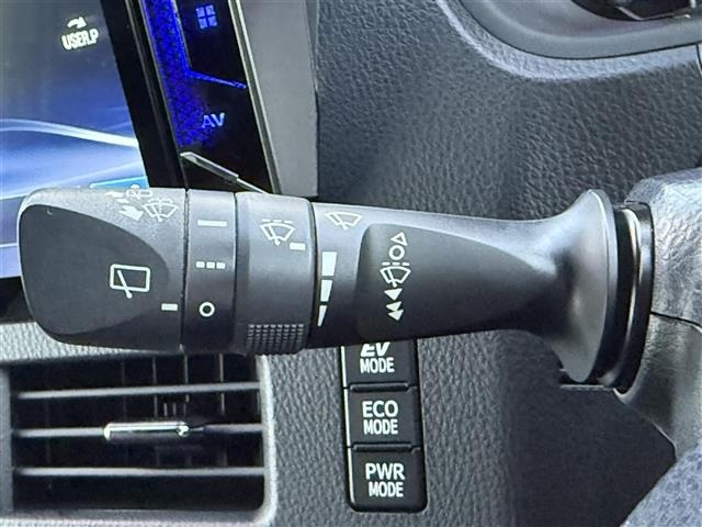 Toyota ESQUIRE 2020 8493384-3